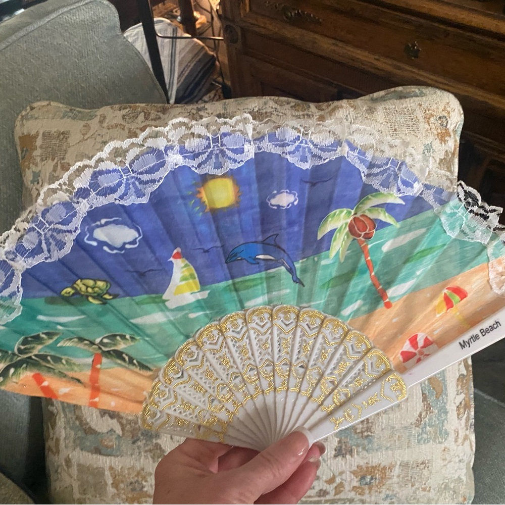 Vintage Souvenir Myrtle Beach Scene Hand Fan